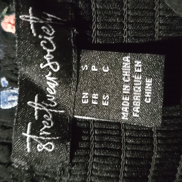 Dress - Picture 2 of 2